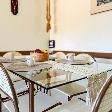 Apartamento Na Praia Do Forte - Poucos Passos Do Mar กาโบฟรีโอ ภายนอก รูปภาพ