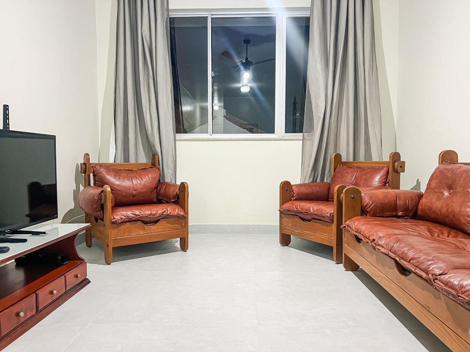 Apartamento Na Praia Do Forte - Poucos Passos Do Mar กาโบฟรีโอ ภายนอก รูปภาพ