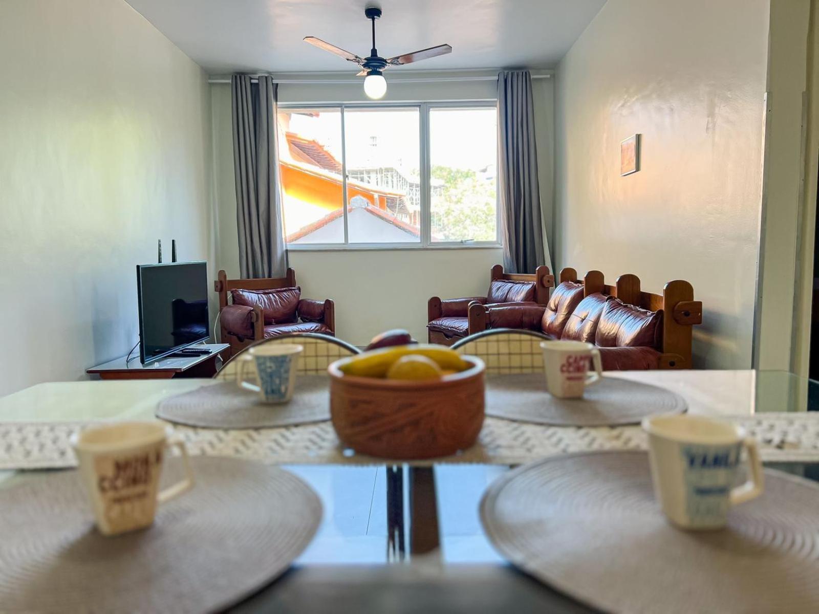 Apartamento Na Praia Do Forte - Poucos Passos Do Mar กาโบฟรีโอ ภายนอก รูปภาพ