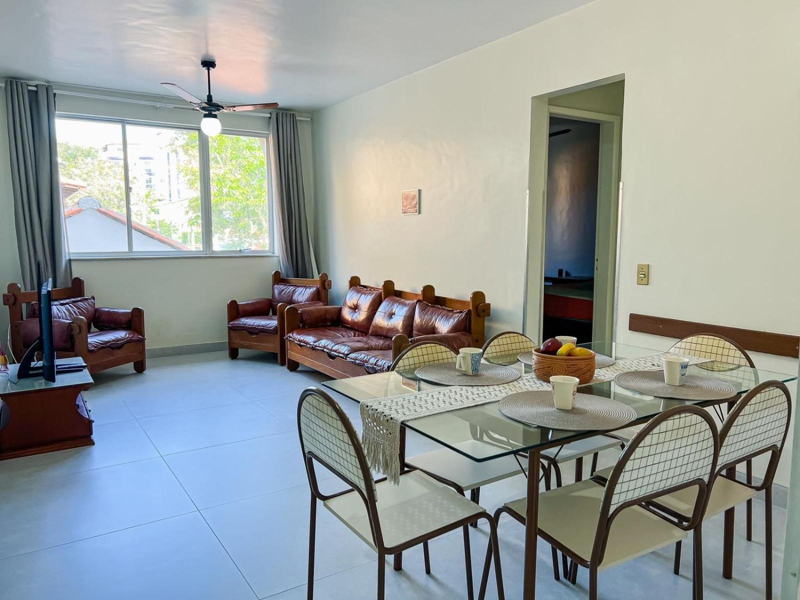 Apartamento Na Praia Do Forte - Poucos Passos Do Mar กาโบฟรีโอ ภายนอก รูปภาพ